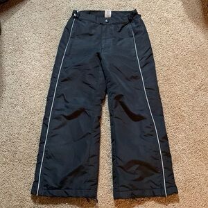 Athletic snow pants Size 7/8 some damage at bottom of legs in back see photos